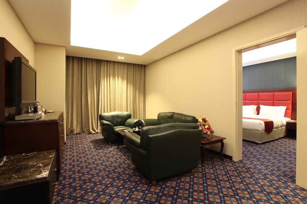 undefined Ramee Guestline Hotel Qurum 6
