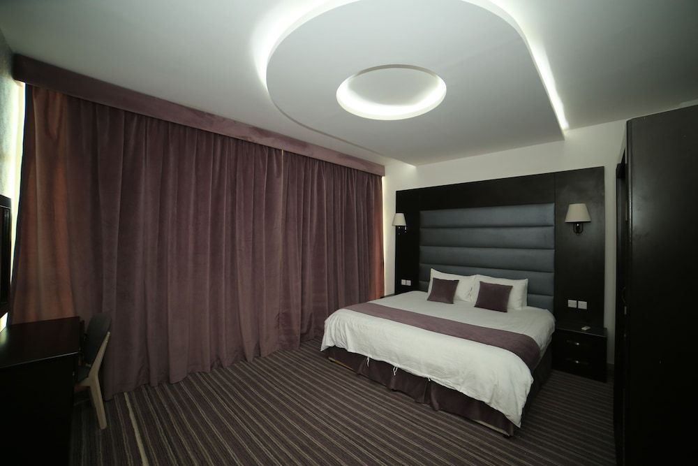 Al Dyafa Hotel Suites Junior Suite 2