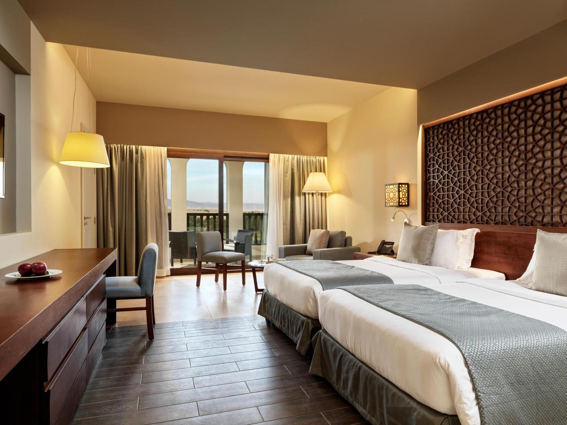 Deluxe Room Twin Beds With Aqua Park Entrance