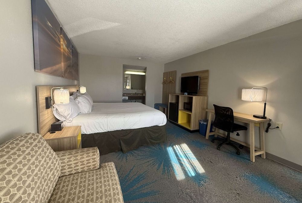Room, 1 King Bed, Accessible, Non Smoking
