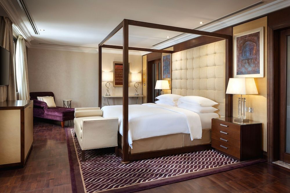 undefined Sheraton Oman Hotel 10