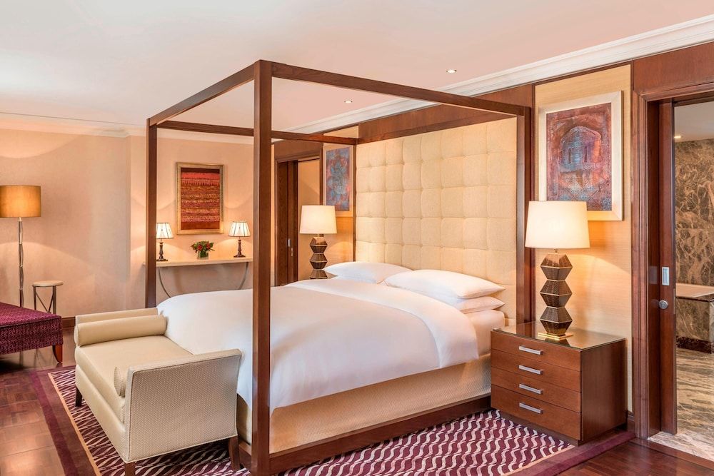 undefined Sheraton Oman Hotel 9