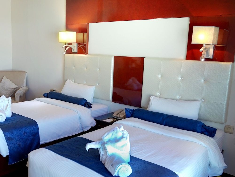 undefined Golden Tulip Headington Ruwi 2