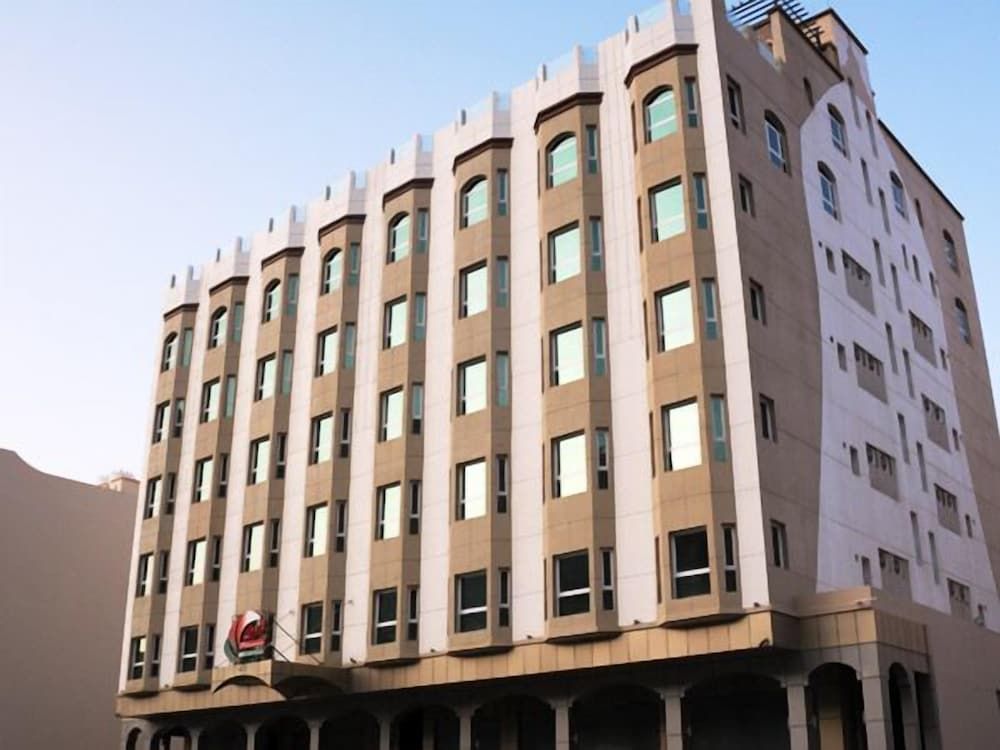 undefined Pioneer Hotel Apartments 5