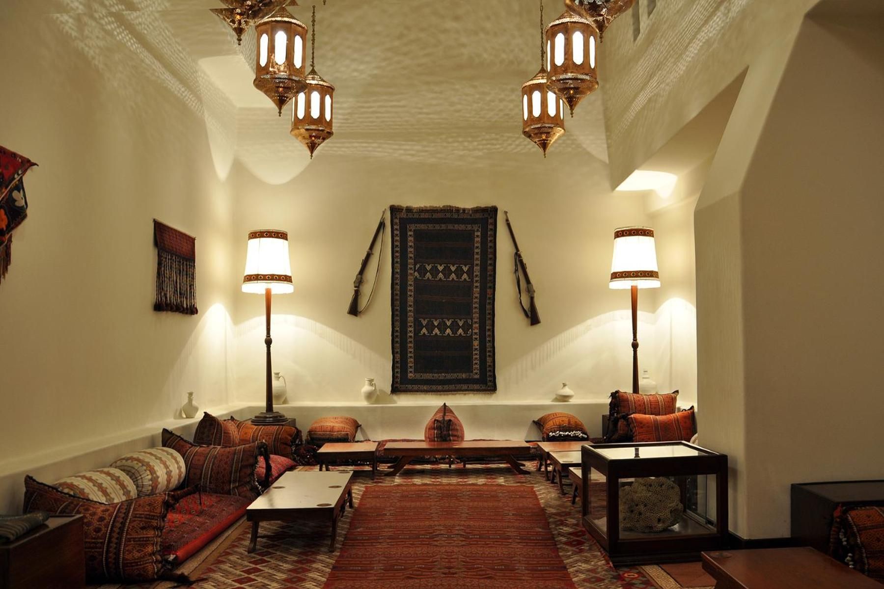 Shared lounge/TV area