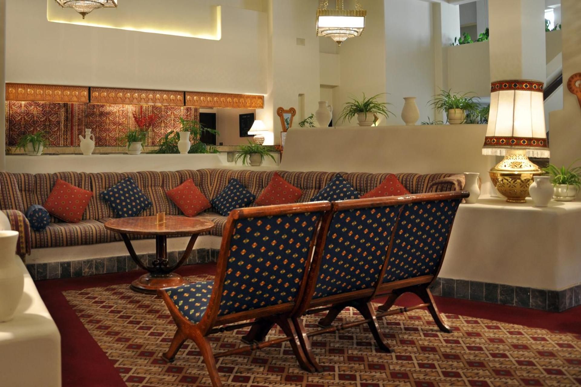 Shared lounge/TV area