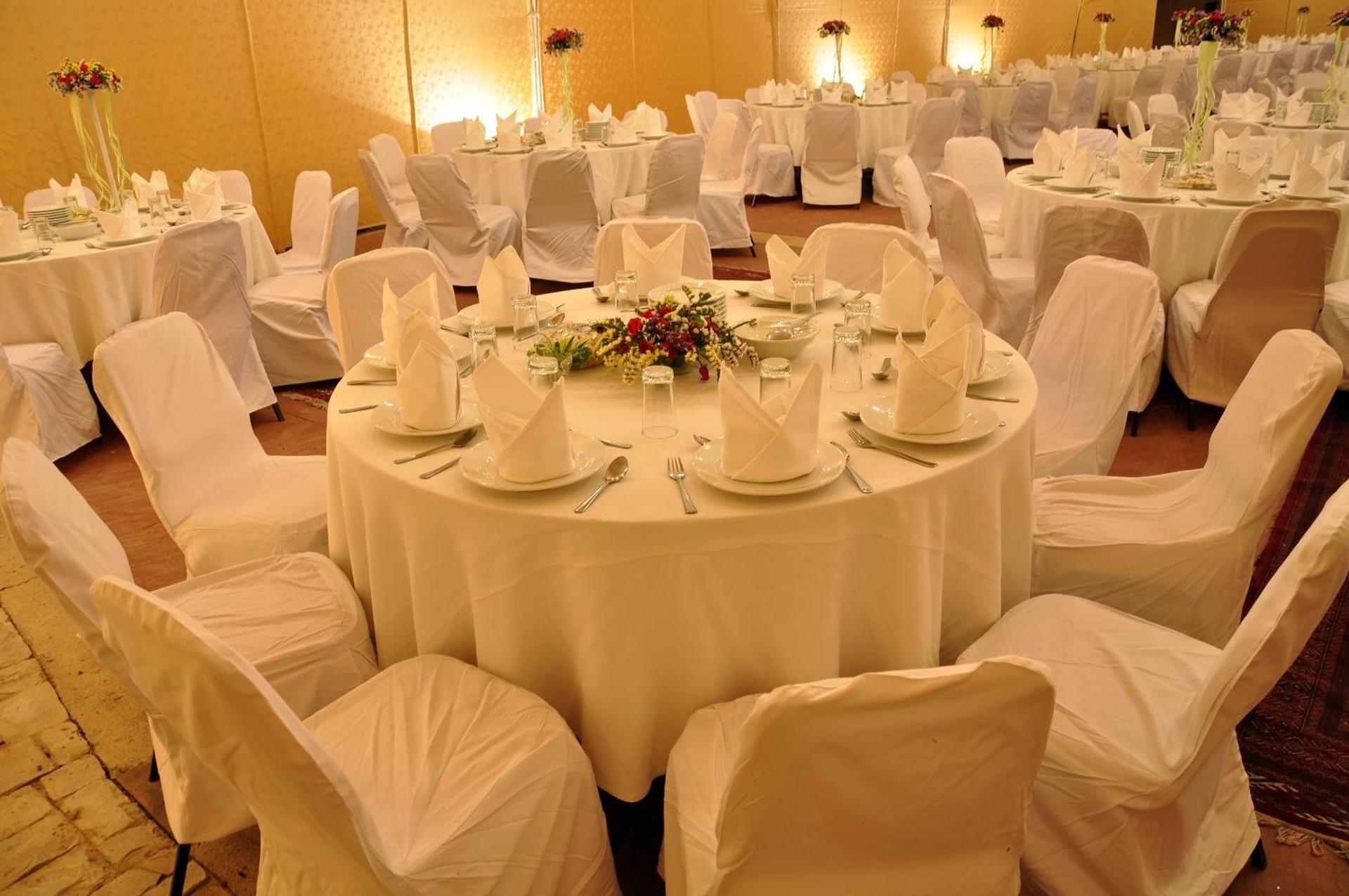Banquet hall
