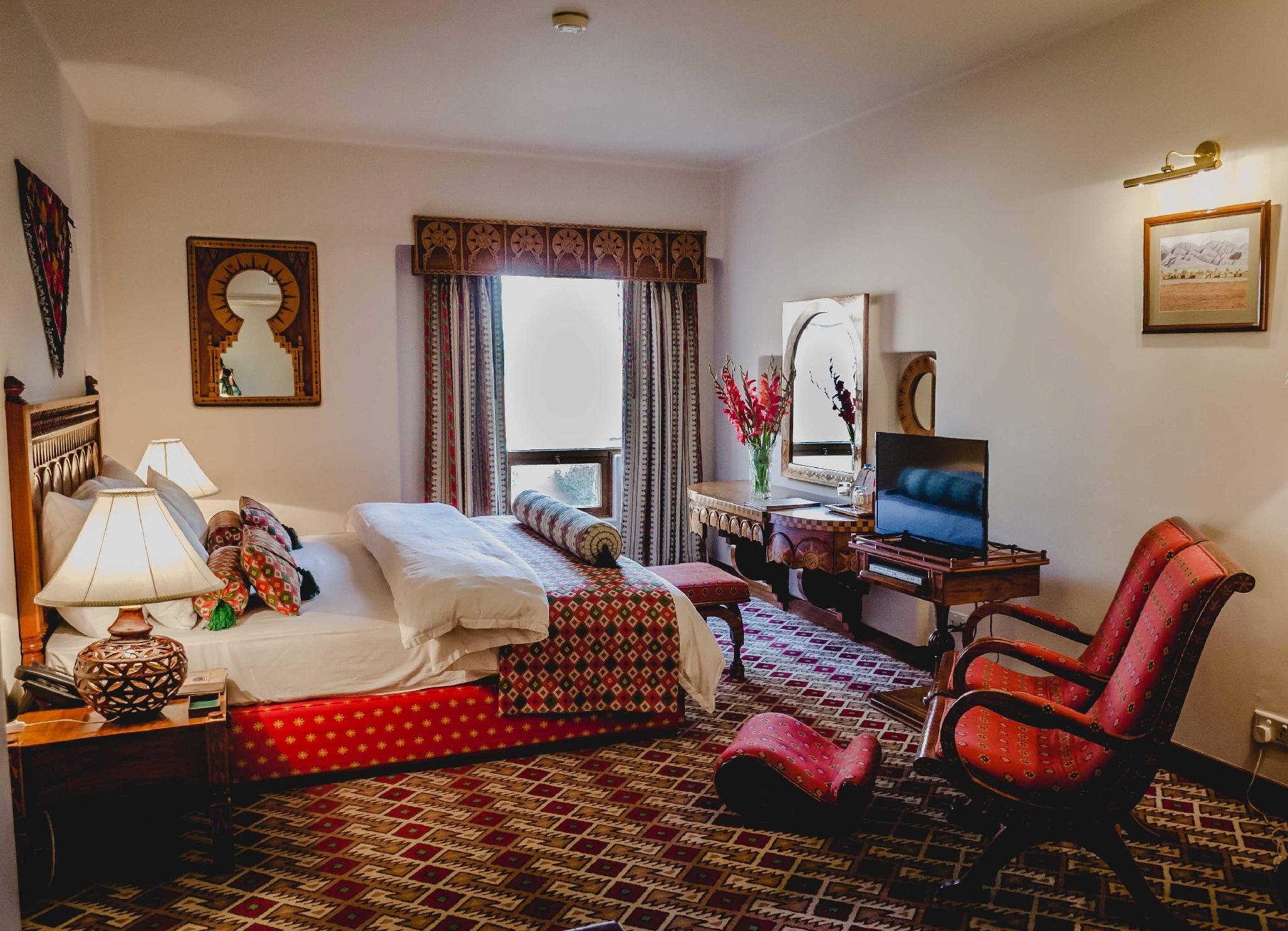 Quetta Serena Hotel Deluxe Room