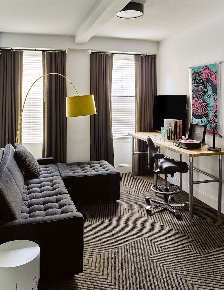 undefined Hotel Zeppelin San Francisco 7