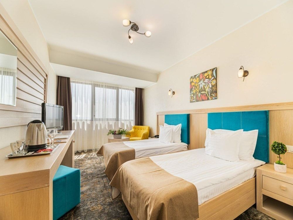 Faleza Hotel by Vega DOUBLE STANDARD DANUBE VIEW 7