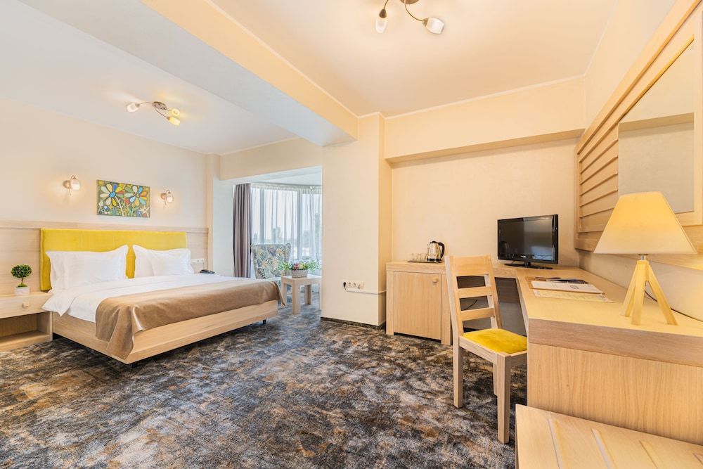 Faleza Hotel by Vega BUSINESS STANDARD 7