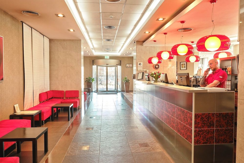 undefined Hello Hotels Bucharest 10