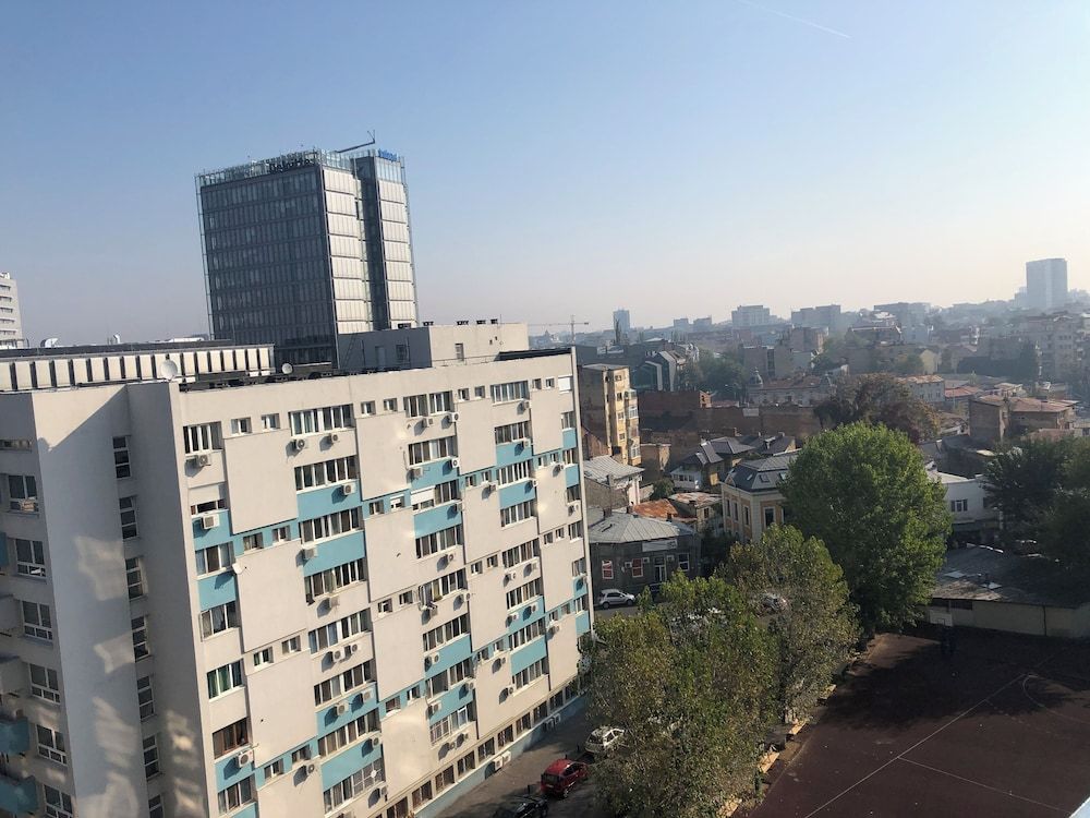 Hello Hotels Bucharest Standard Twin Room 5