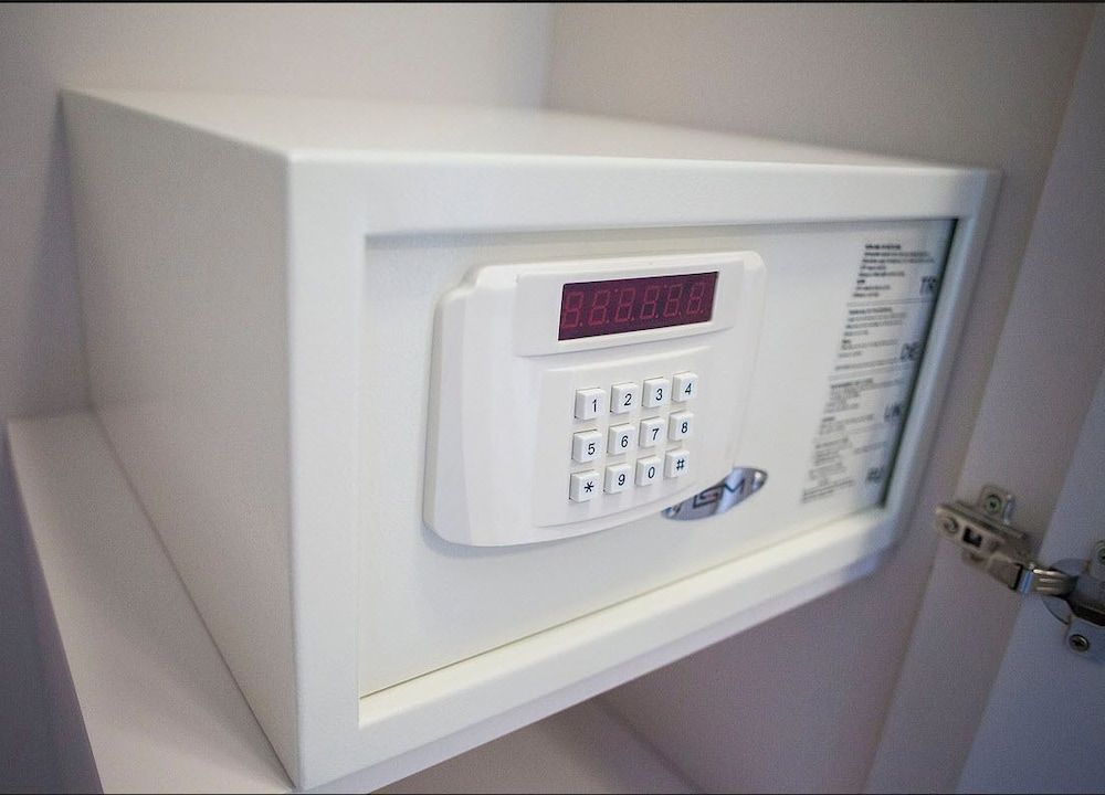 Hotel Sulina International Superior Twin Room 8