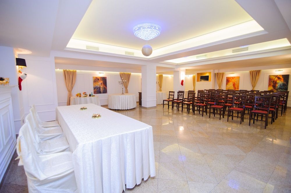 undefined DBH Bucharest 7