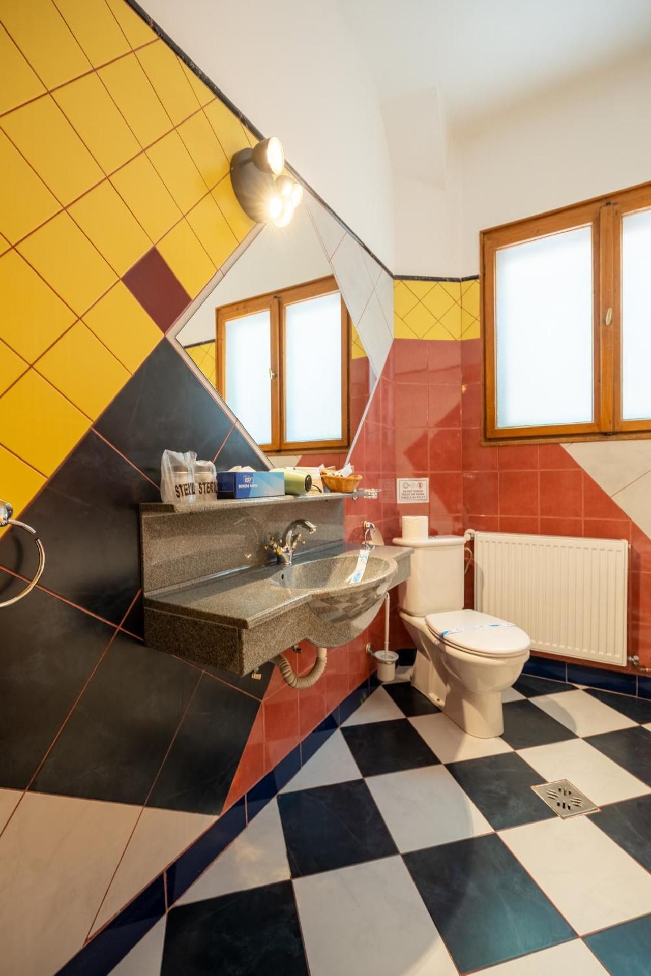 Twin Room upper floors no elevator