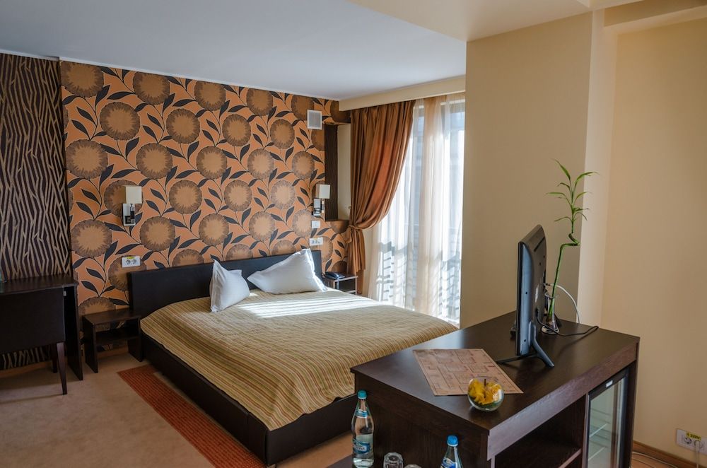 undefined Volo Hotel 2