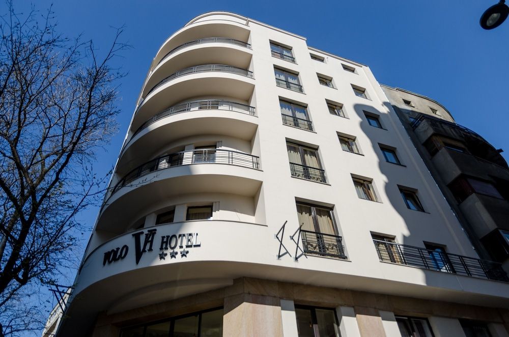 undefined Volo Hotel 8