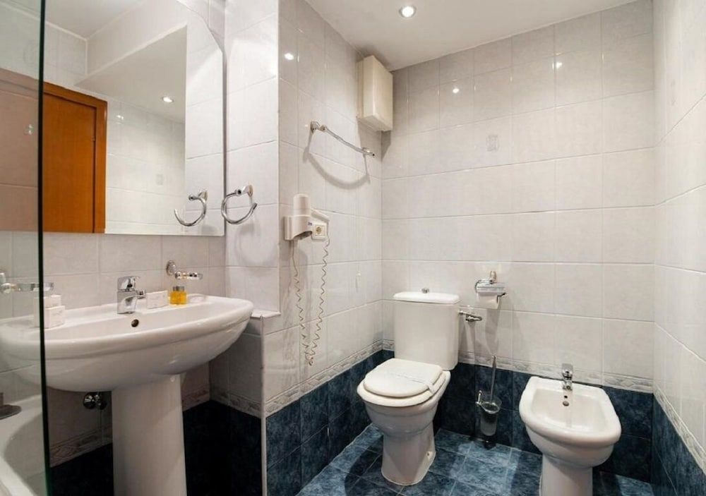 Hotel Excelsior Deluxe Apartment, City View 4