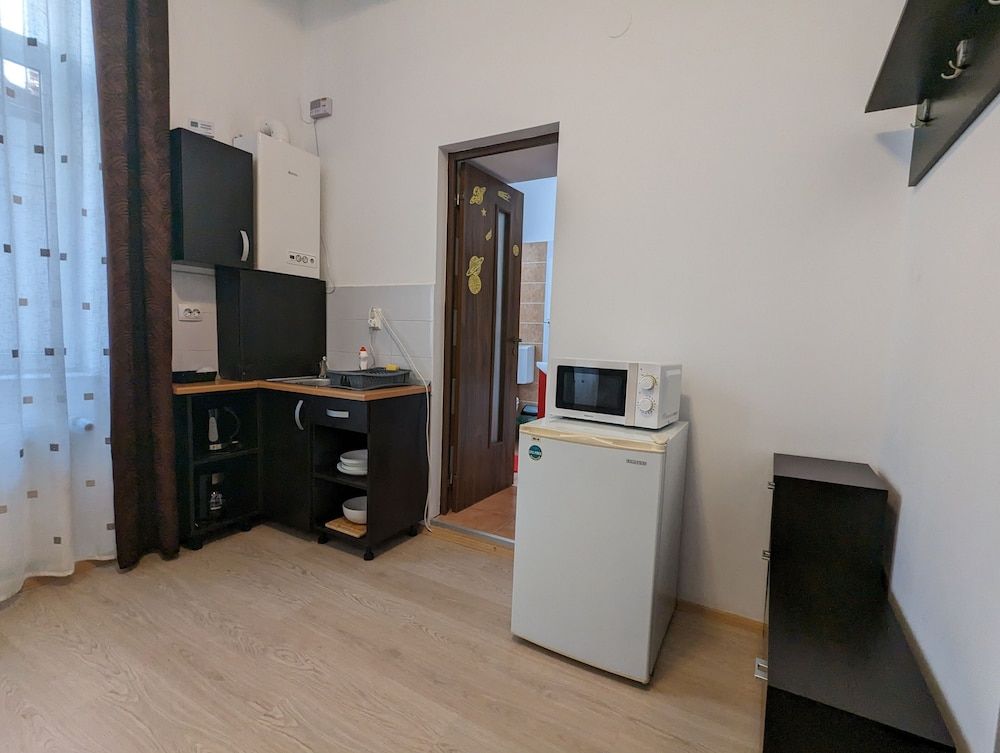 Main Square Apartments & More Family Suite 8