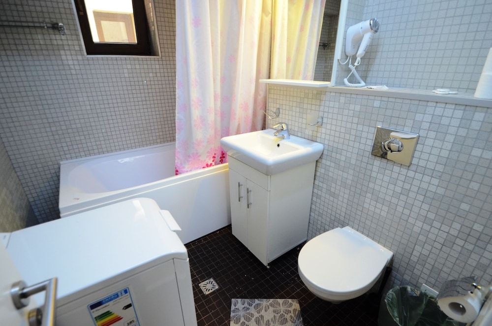 undefined Decebal Residence Apartments 7