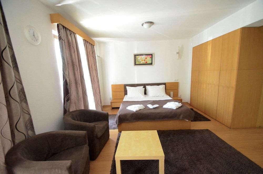 undefined Decebal Residence Apartments 3