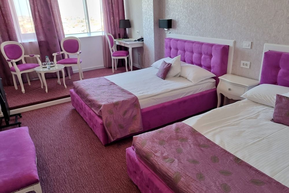 Hotel Continental Forum Arad Deluxe Family PLUS Room 4