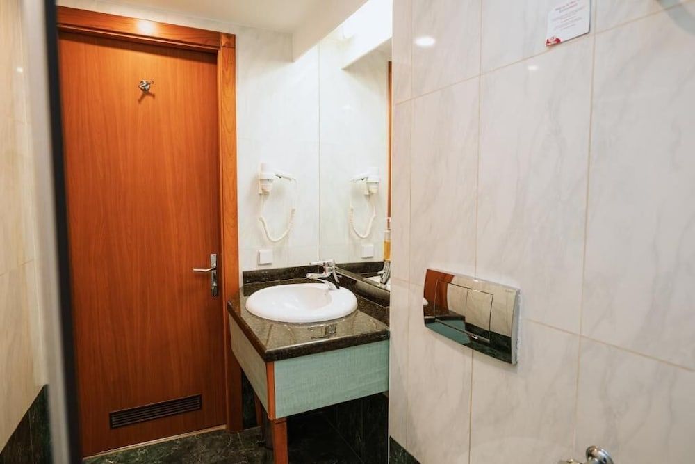 Hotel Duke Romana Classic Double Room 6