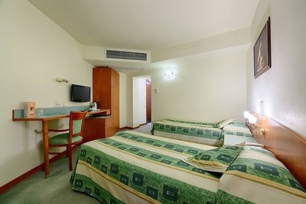 undefined Hotel Duke Romana 8