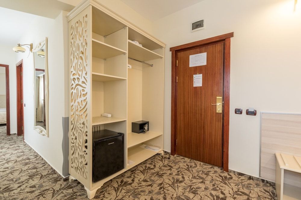 Siqua Hotel Twin Room 2