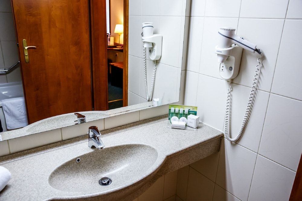 Unirea Hotel & Spa Business Twin Room 7