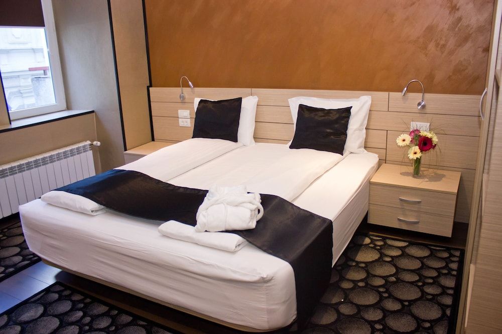undefined Z Executive Boutique Hotel 8