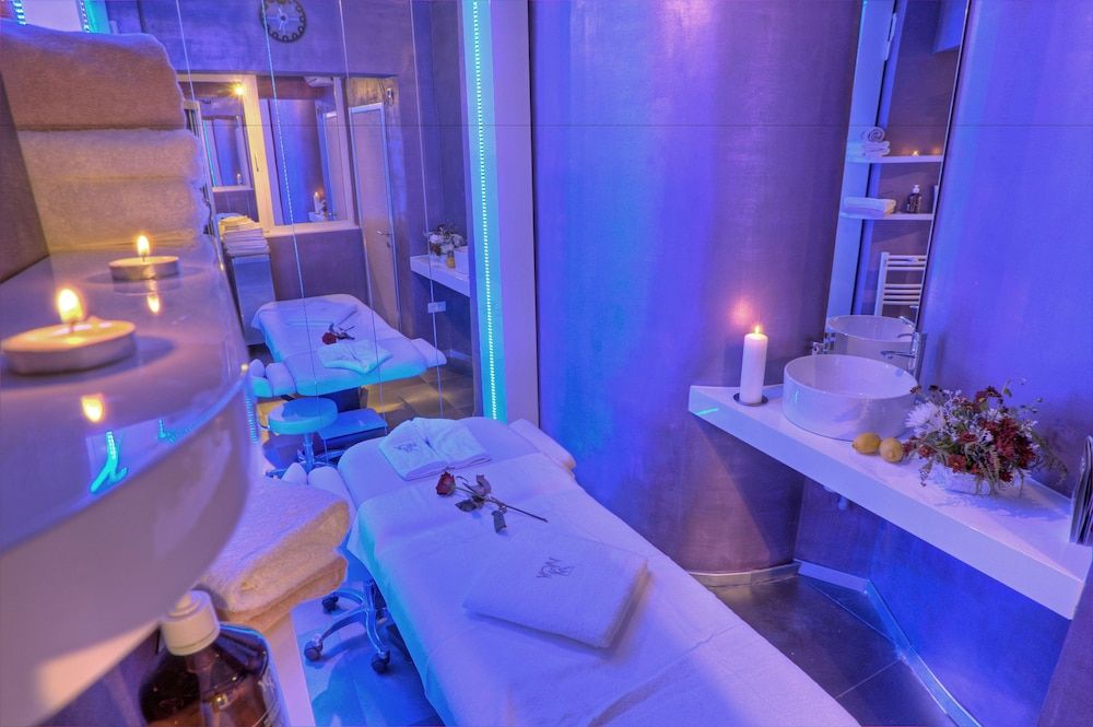 undefined Z Executive Boutique Hotel 4