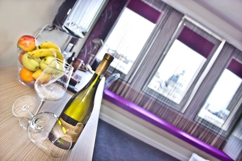 Z Executive Boutique Hotel Superior Double Room 7