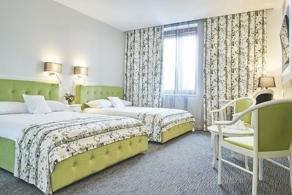 Continental Forum Sibiu Deluxe Family PLUS Room