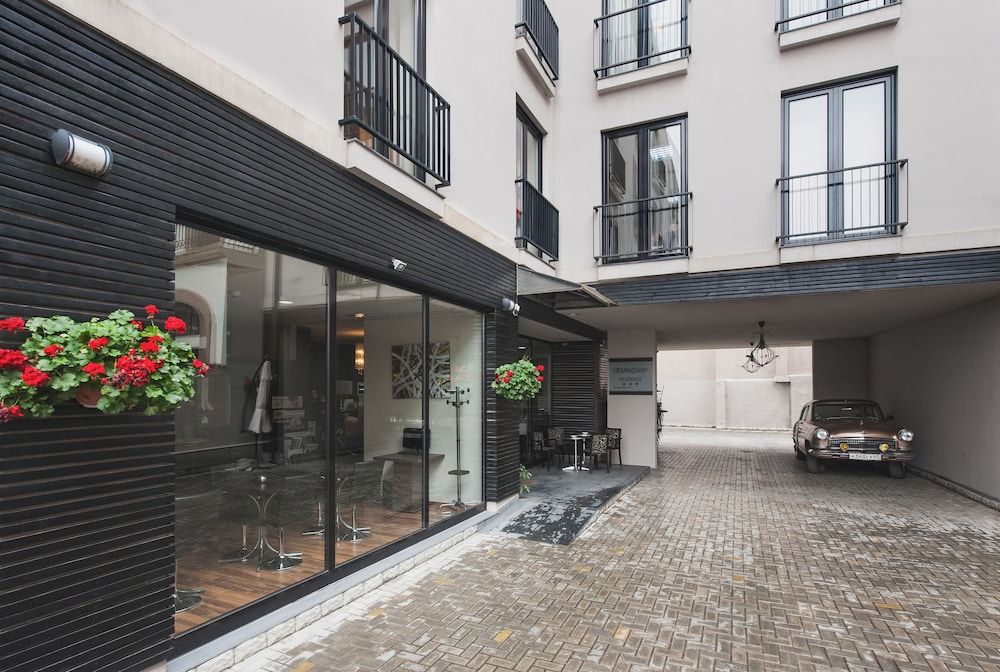 undefined Hemingway Residence 8