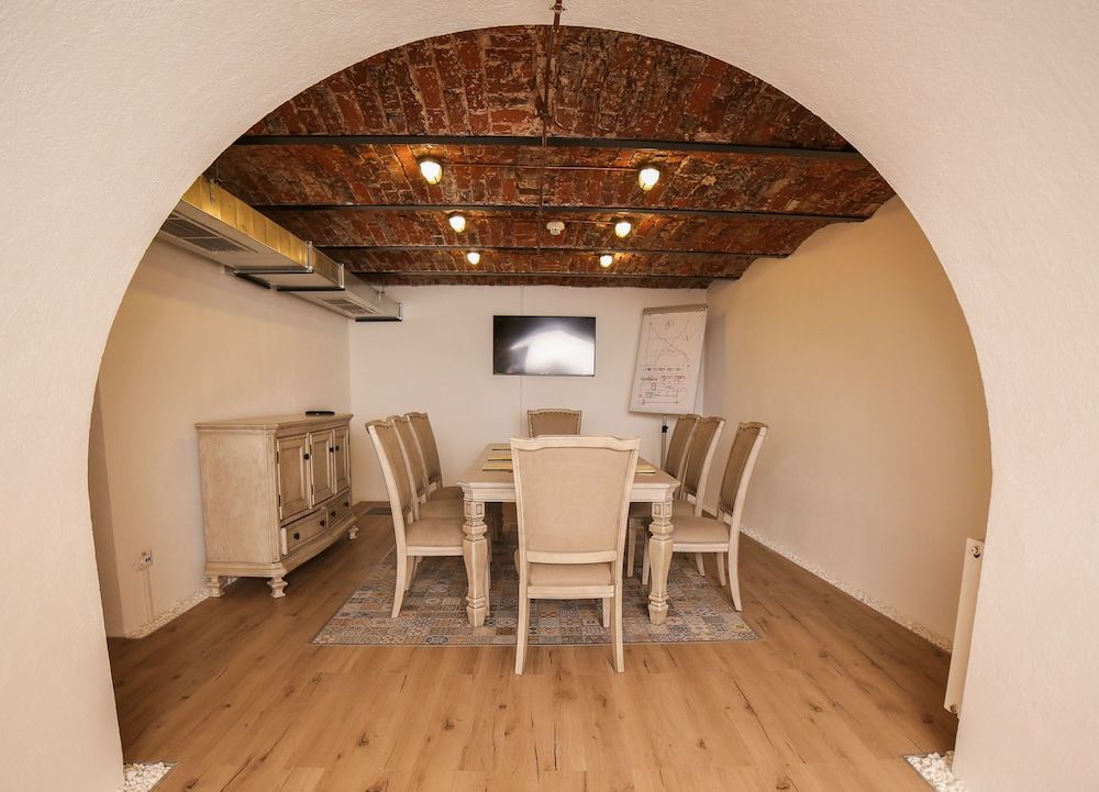 undefined The Mansion Boutique Hotel 6