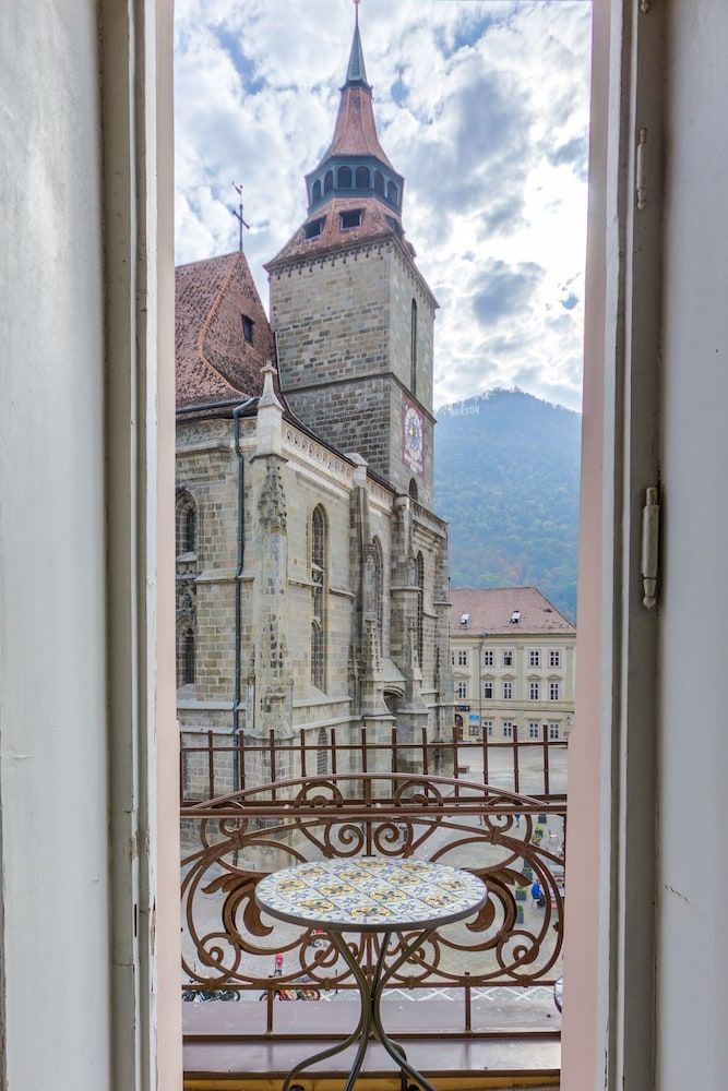 Residence Central Annapolis Deluxe Double or Twin Room (Black Church view) 8