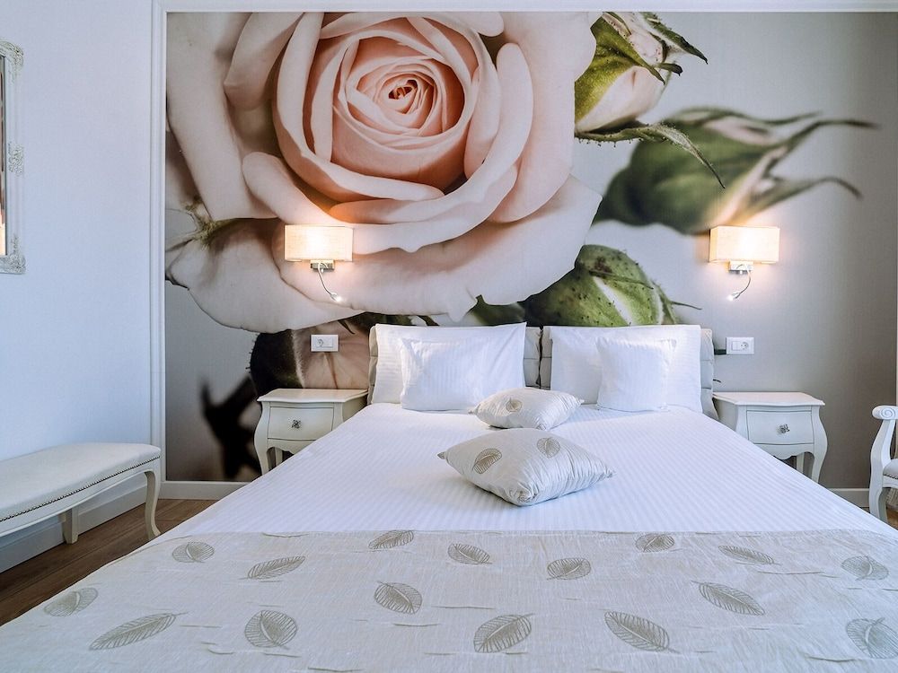 Continental Forum Oradea Standard Double Room 2