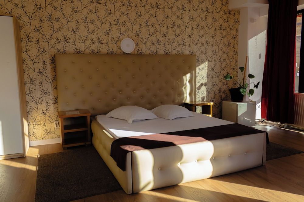 undefined Hotel Funnytime 4