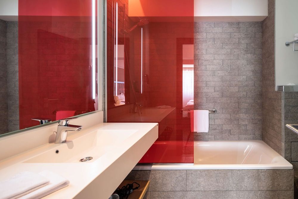 undefined Park Inn by Radisson Bucharest Hotel & Residence 5