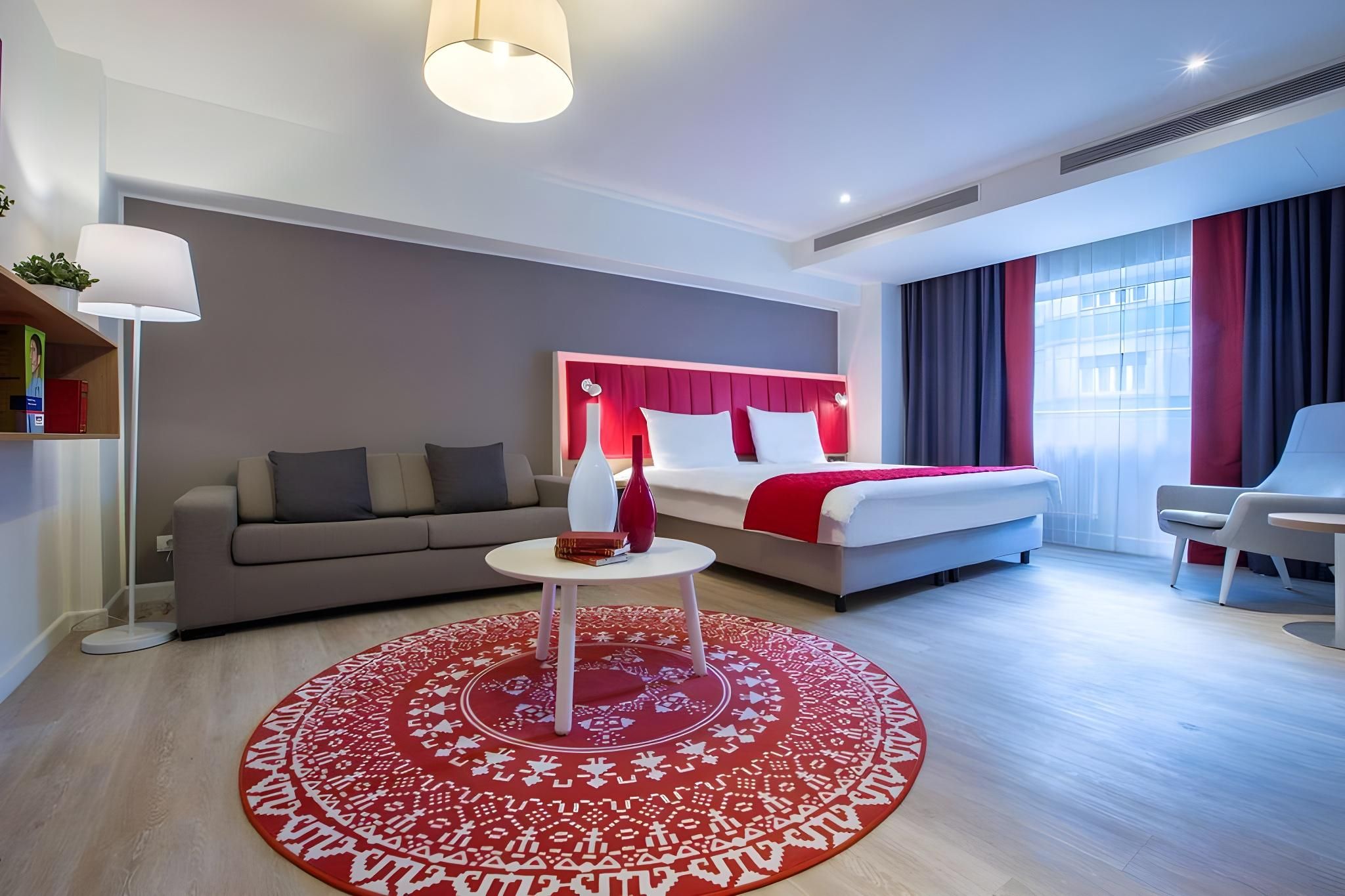 Studio Apartment - Balcony