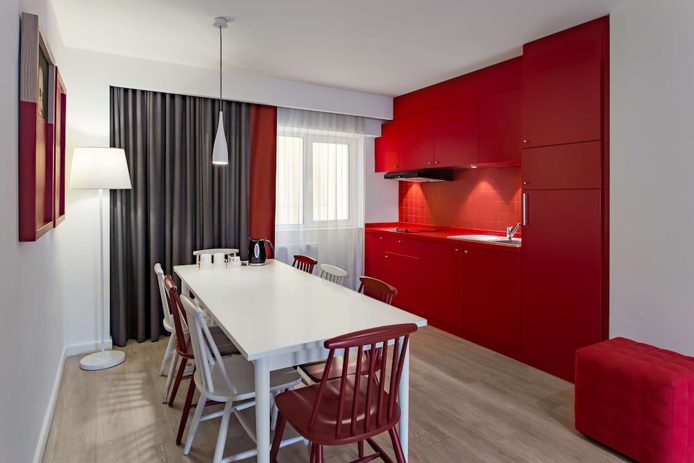 undefined Park Inn by Radisson Bucharest Hotel & Residence 2
