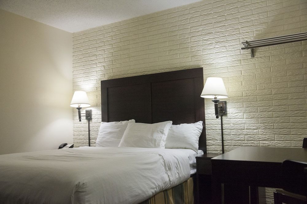 Deluxe Room, 1 Queen Bed, Non Smoking
