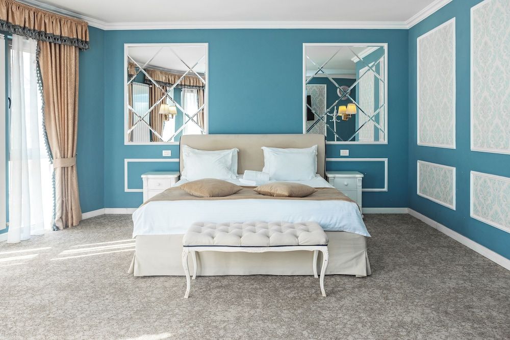 undefined Villa Boutique Lafayette 2