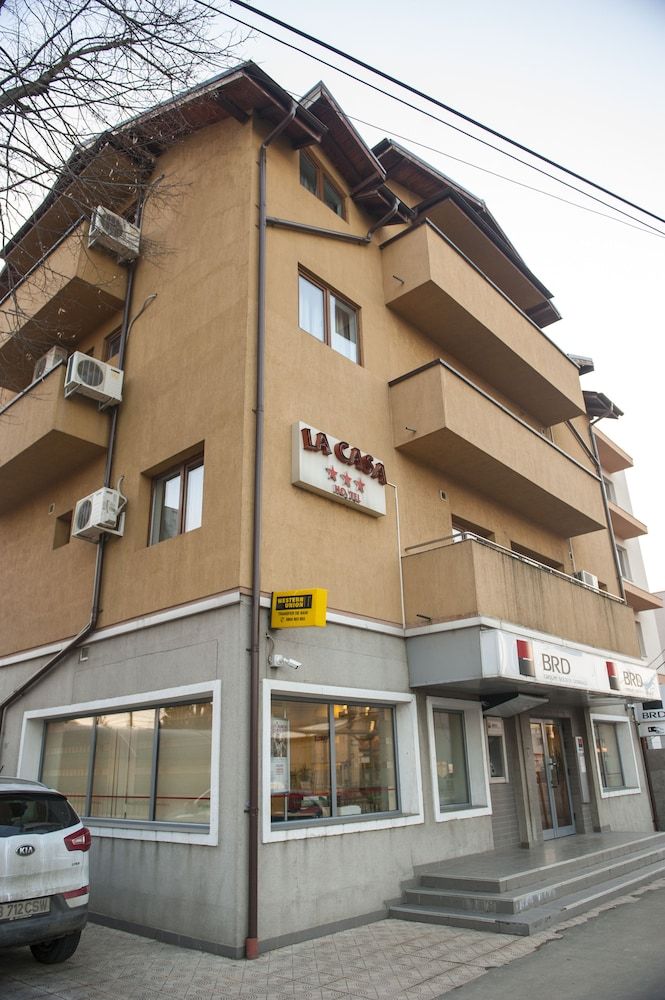 undefined La Casa 4