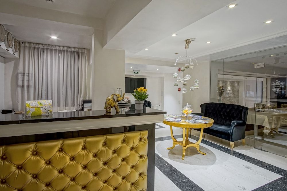 undefined Old Town Boutique Hotel 10