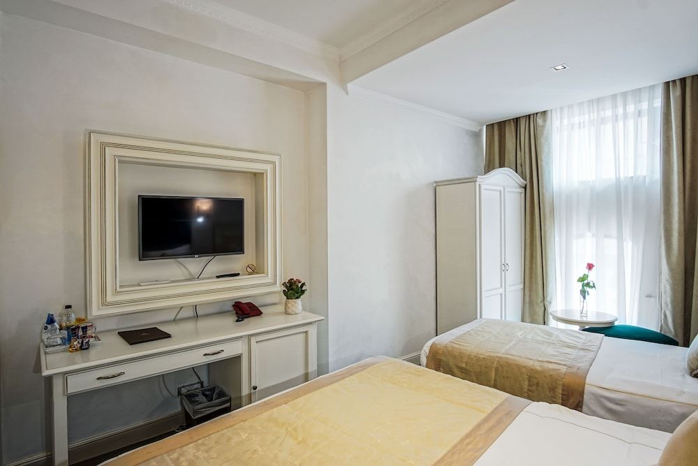 Old Town Boutique Hotel Twin Room 3