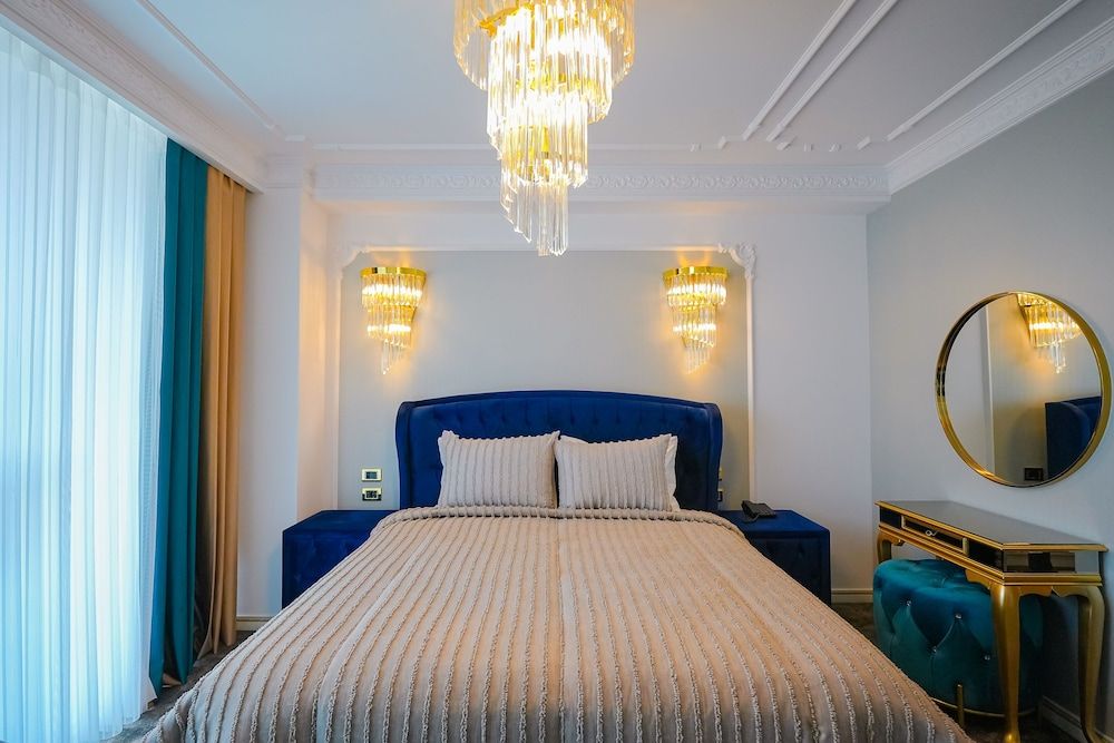 W Regal Boutique&Spa Double Room 2