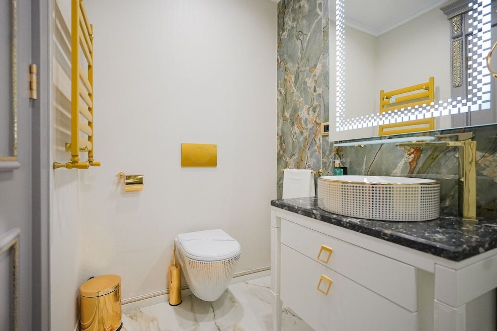 W Regal Boutique&Spa Suite 9